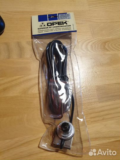 Для радиостанции крепление Opek AM-210