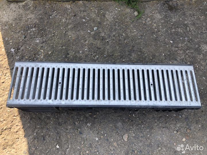 Лоток водоотводный