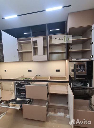 Кухонные гарнитуры. Кухня в студию