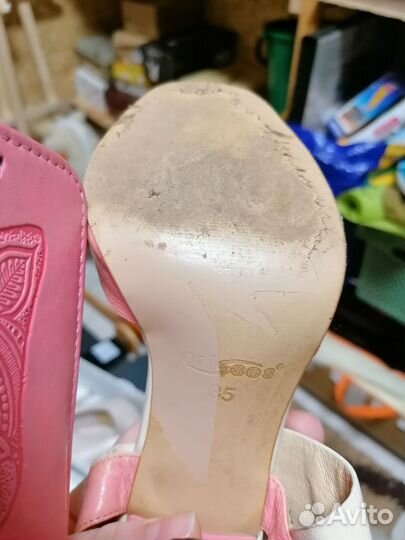 Женская обувь