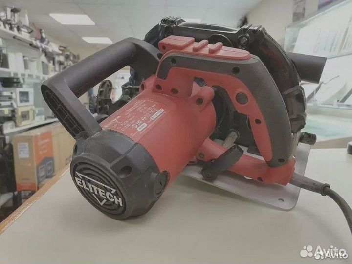 Дисковая пила Elitech пд2000С