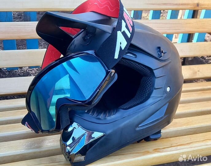 Мотошлем кроссовый бу