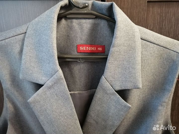 Жилетка женская