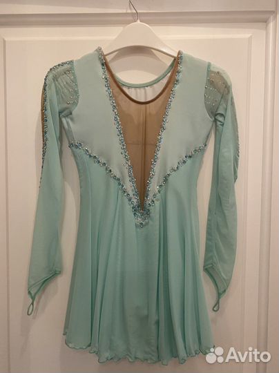 Костюм для фигурного катания