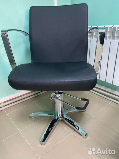 Парикмахерский стул