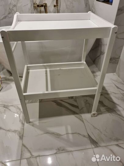 Пеленальный столик