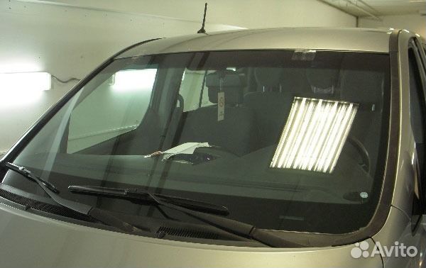 Лобовое hyundai grand starex с установкой