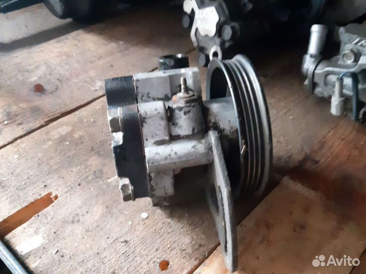 Chevrolet Aveo t250 насос Гур