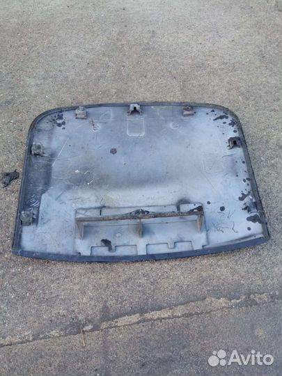 Nissan Navara d22 воздухозаборник капота