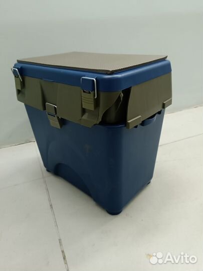 Рыболовный ящик