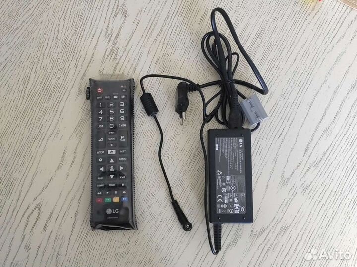 Пульт с блоком питания+чехол LG