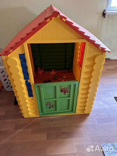 Детский игровой пластиковый домик