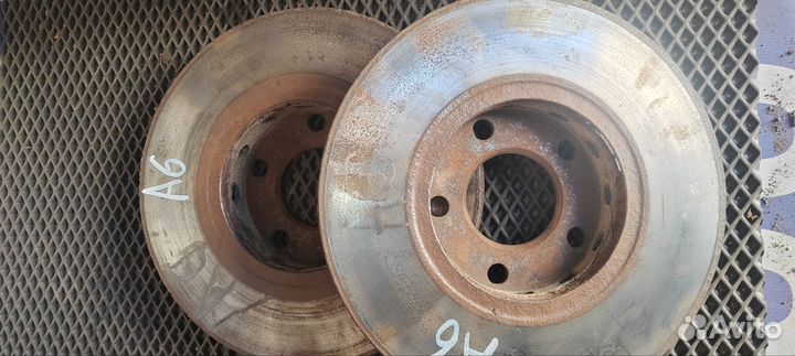 Передние тормозные диски Audi A6 C5