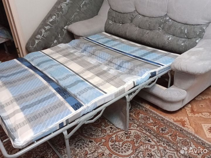 Диван плюс два кресла