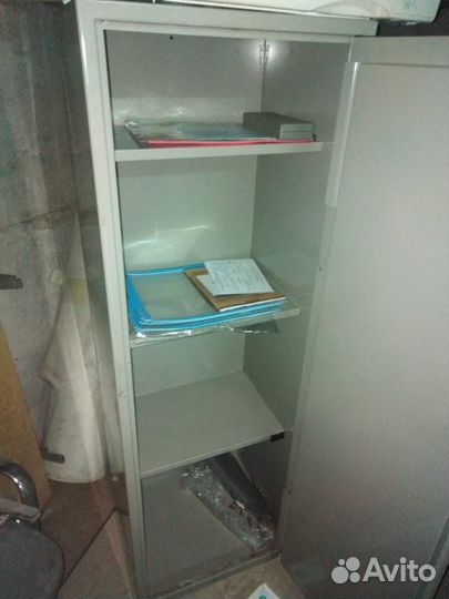 Сейф металлический