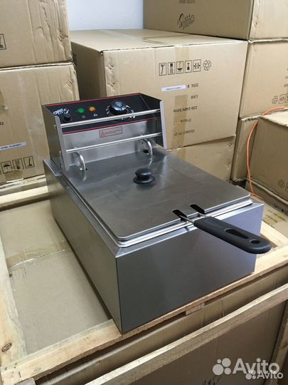 Новое) Фритюрница Crazy Pan CP-EF06L