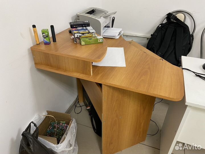 Компьютерный стол