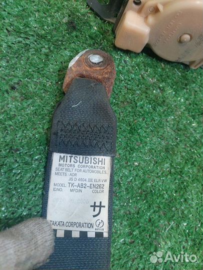 Ремень безопасности передний левый Mitsubishi