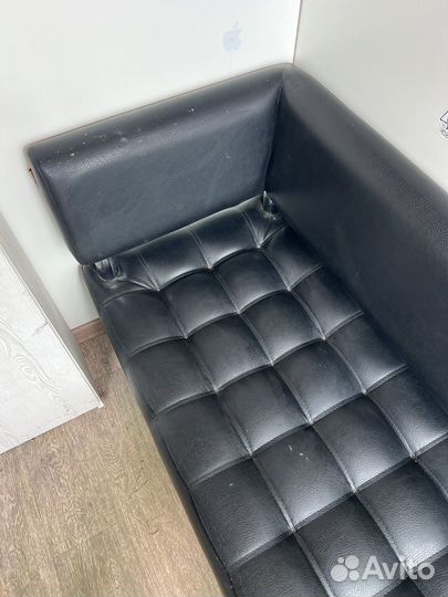 Офисный кожаный диван бу