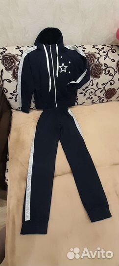 Спортивный костюм для девочки р.40