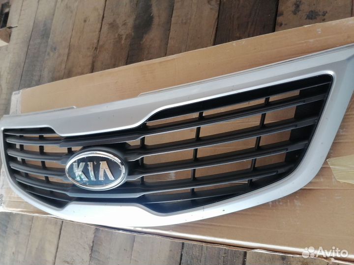 Решетка радиатора Kia sportage 3