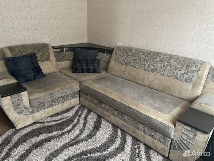 Угловой диван