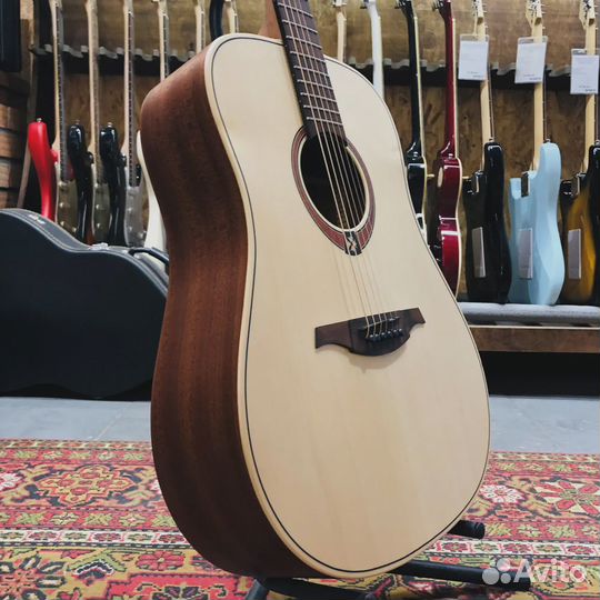 Акустическая гитара Lag Tramontane T70D China 2022