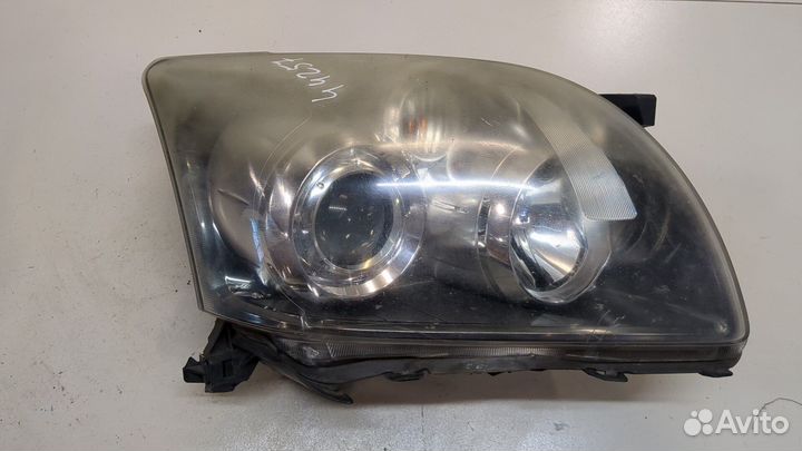 Фара (передняя) Toyota Avensis 2, 2006