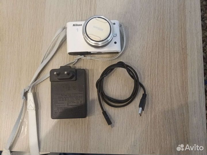 Фотоаппарат Nikon 1 J2