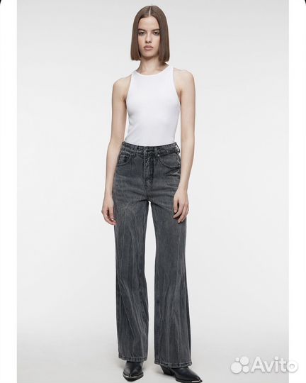 Джинсы женские
