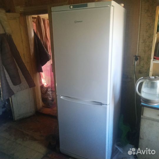 Продам новый холодильник на гарантии