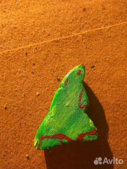 Фигурка волк