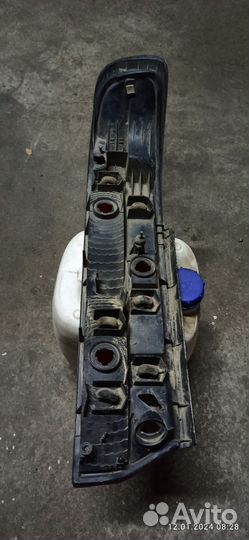 Фонарь задний