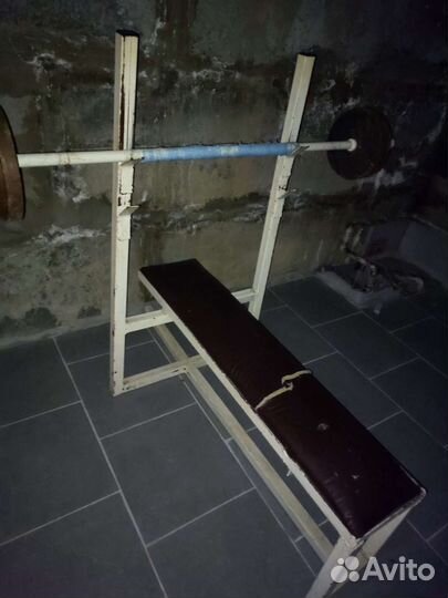 Стойка для штанги скамья