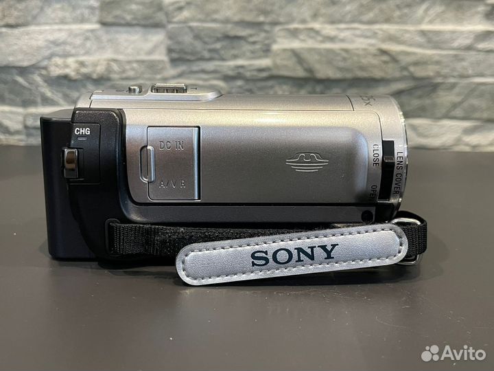 Sony SCR-SX83E