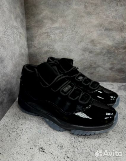 Кроссовки Nike Air Jordan 11