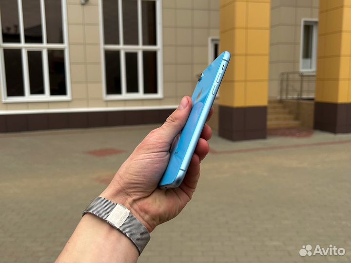 iPhone Xr, 128 ГБ