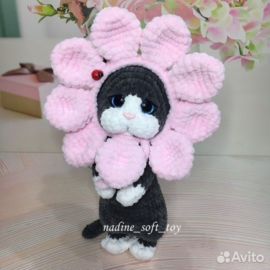 Вязаные игрушки ручной работы Кот