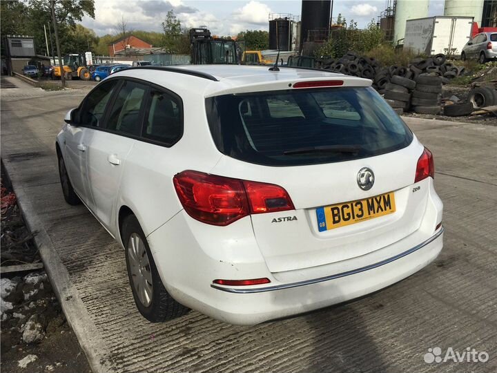 Разбор на запчасти Opel Astra J 2010-2017