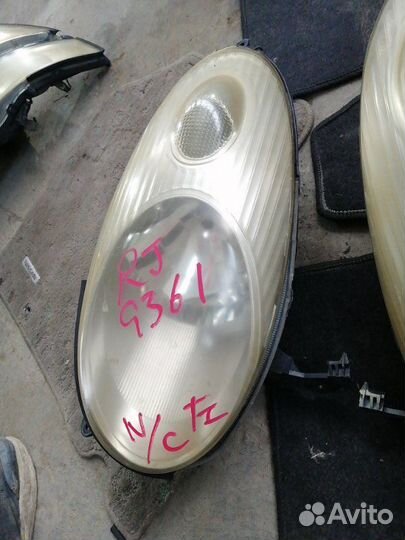 Фара Nissan March K12