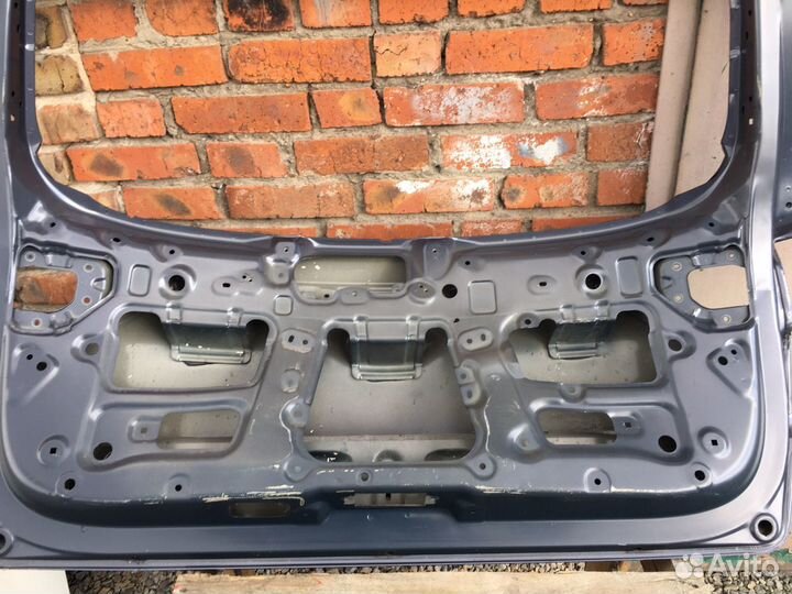 Крышка багажника кия спортаж 4