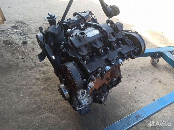 Двигатель для Peugeot 607