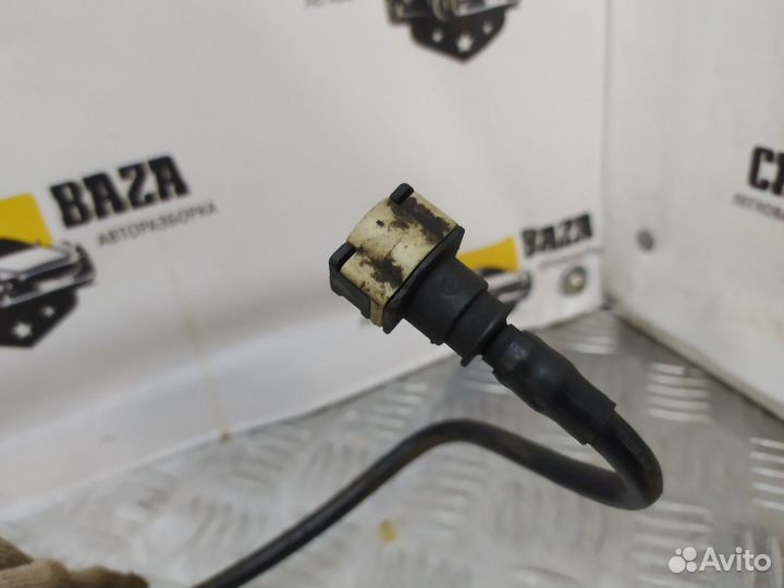 Трубка топливная Volvo XC90