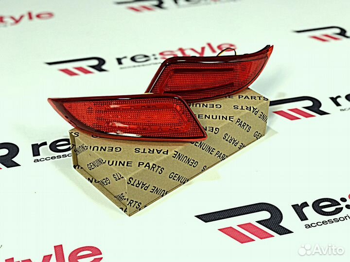 Катафоты Toyota Camry 55 14-17г Красные