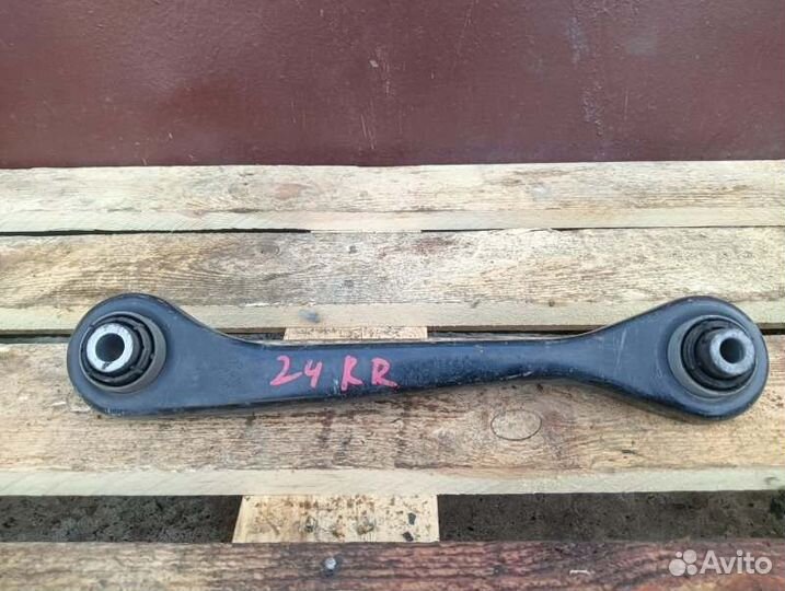 Рычаг задний правый Volkswagen Passat B7 1.4 caxa