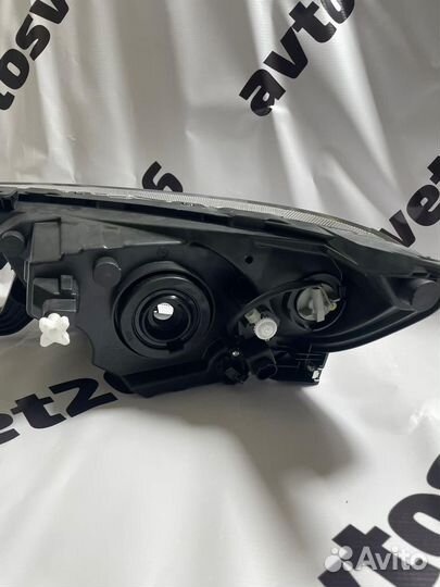 LADA Granta FL 18- Фара правая