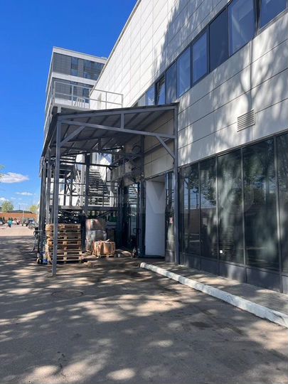 Арендный Бизнес, Перекрёсток ул. Космонавта Волков