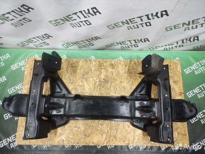 Балка подвески передняя Mercedes-Benz Sprinter 901