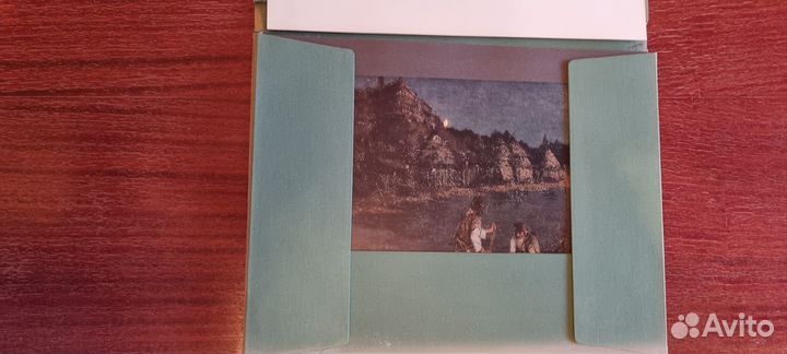 Альбом с репродукциями Николая Рериха