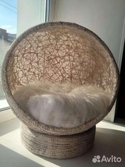 Домик лежанка для кошки (новая)